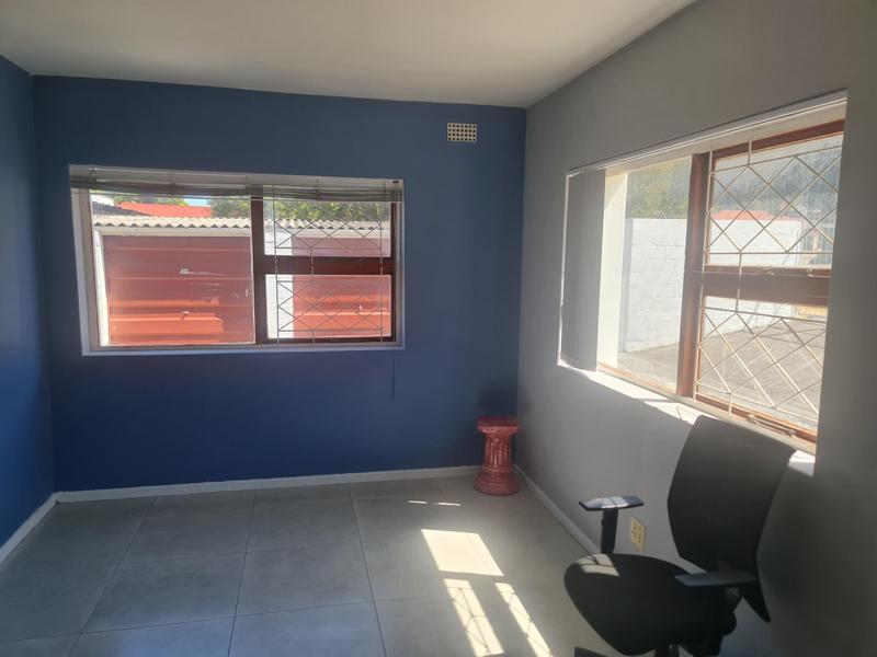 1 Bedroom Property for Sale in Northcliff Western Cape